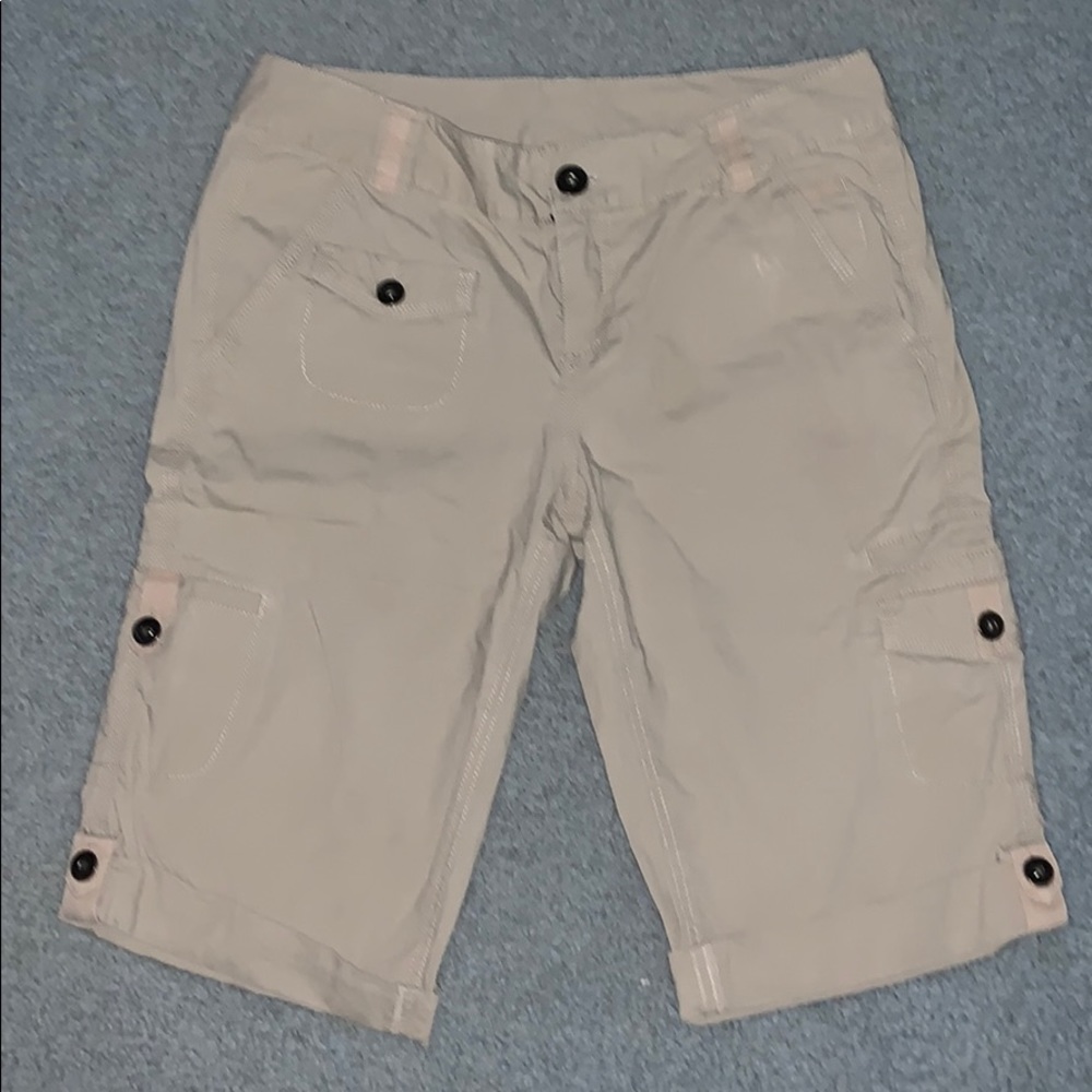DKNY size 10 Active wear beige shorts